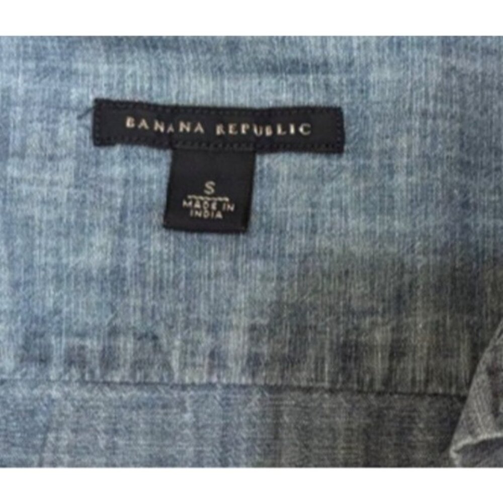 Banana Republic Light Blue Denim-Look Long-Sleeve Button-Up Shirt Women's - Picture 3 of 7